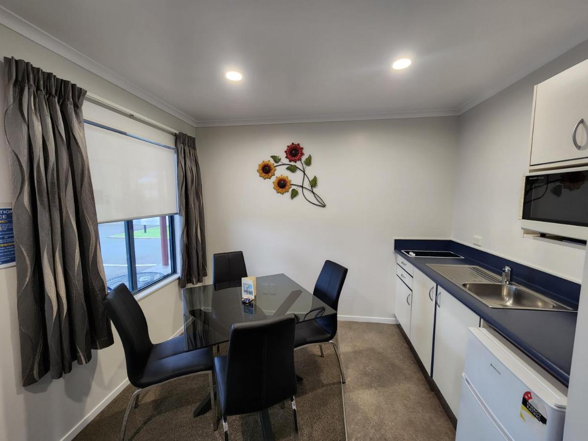 Asure Albert Park Motor Lodge Te Awamutu Dış mekan fotoğraf
